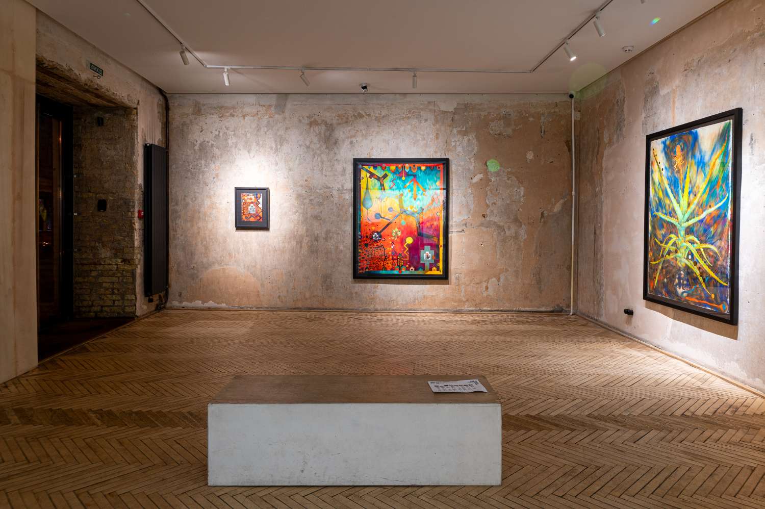 FAMILY TREE OR BURIED NAMES. Photo 1